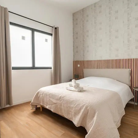 Charming New In Apartment Paris
