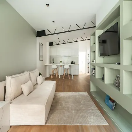 Apartment Charming New In