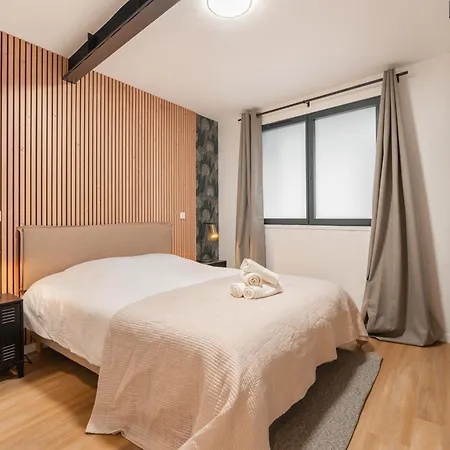 Apartment Charming New In Paris